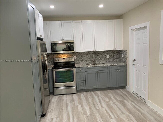 Photo - 1145 NE 113th St Unit 1145