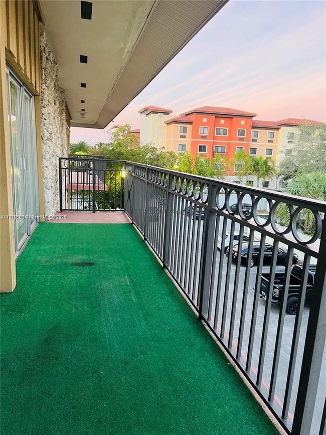 Building Photo - 4850 SW 63rd Terrace Unit 131 Rental