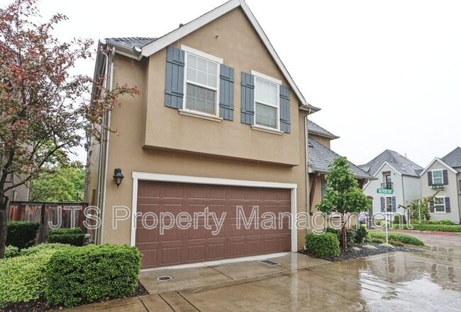 Photo - 1209 Lavande Dr