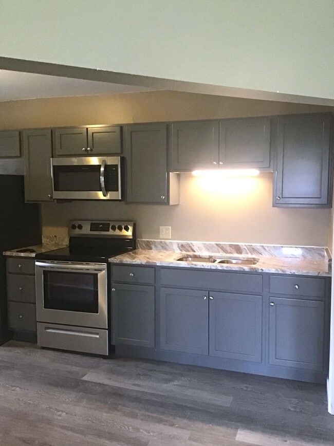 Photo - 54 W Main St Unidad 54 A