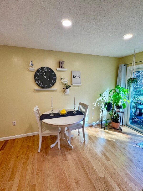 Photo - 275 Donohue Rd