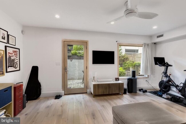 Photo - 1108 N Bodine St