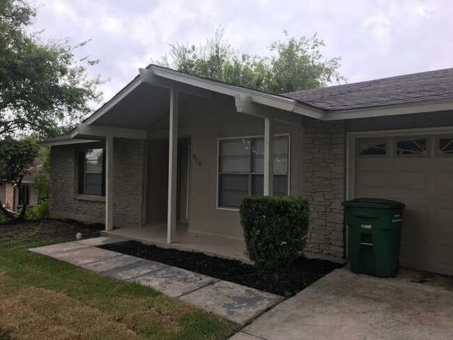 Photo - Come see this beautiful 3/2 1243 sq ft home