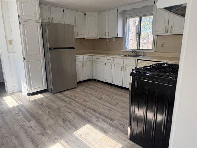 Photo - 12 Lincoln Pl Unit 2