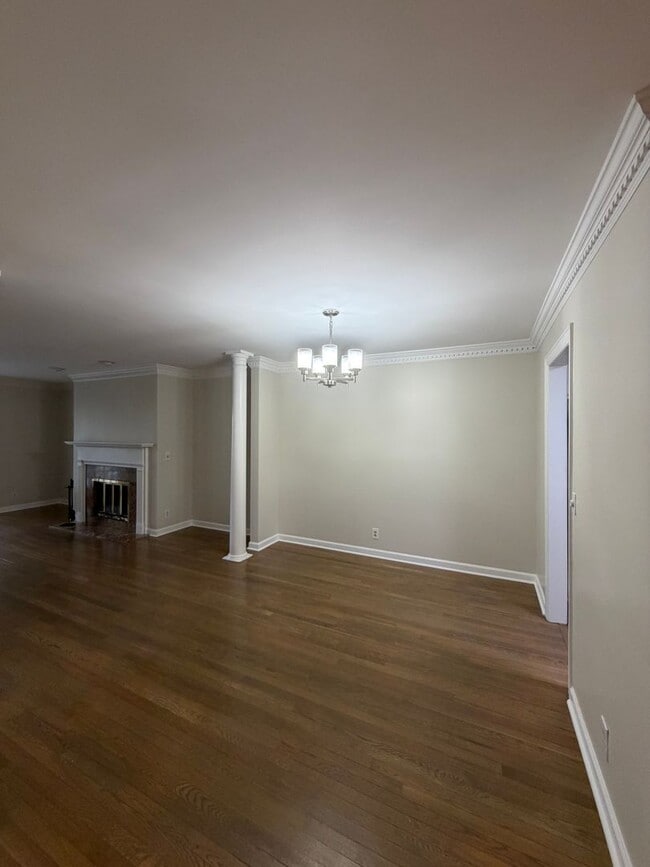 3160 Hillsboro Pike