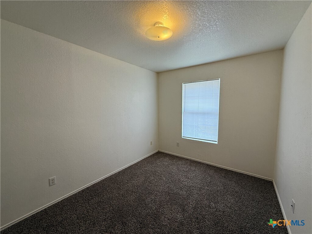 Photo - 4403 Deek Dr