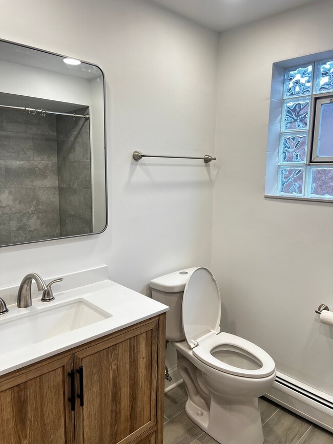 5709 S Archer Ave Unit 2
