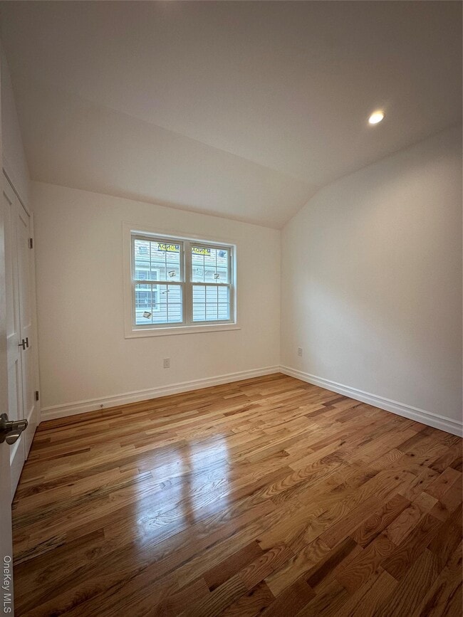 Photo - 170-16 143rd Rd Unit 2