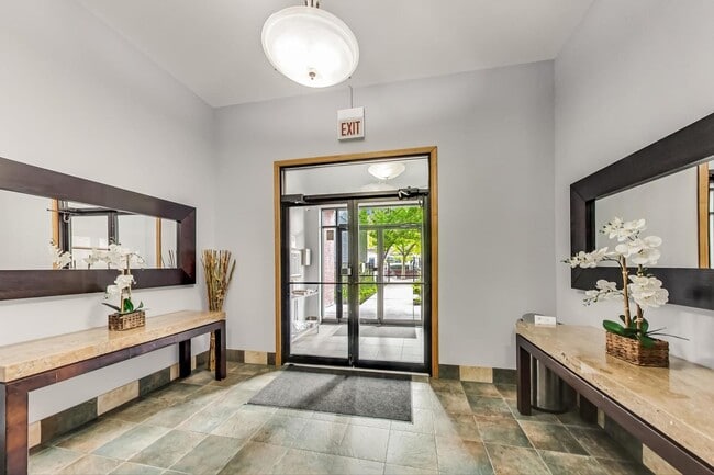 Photo - 2032 W Division St Unit 201N