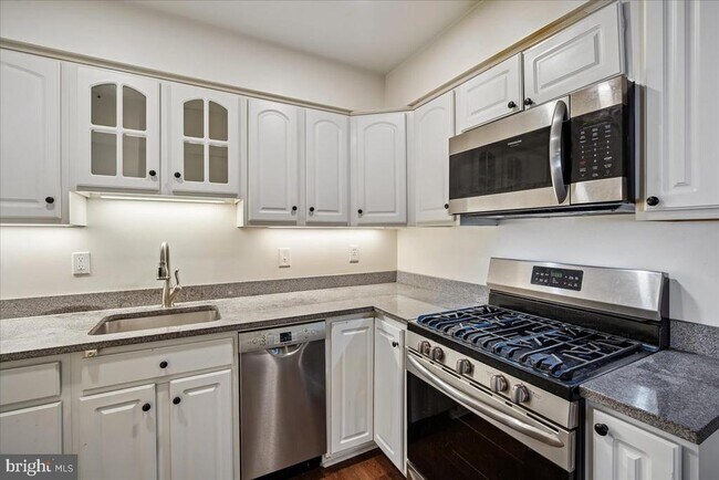Photo - 9907 Blundon Dr Unit 5-103