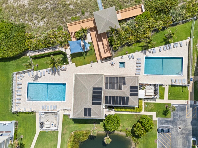 Photo - 3792 NE Ocean Blvd Unidad 120-n