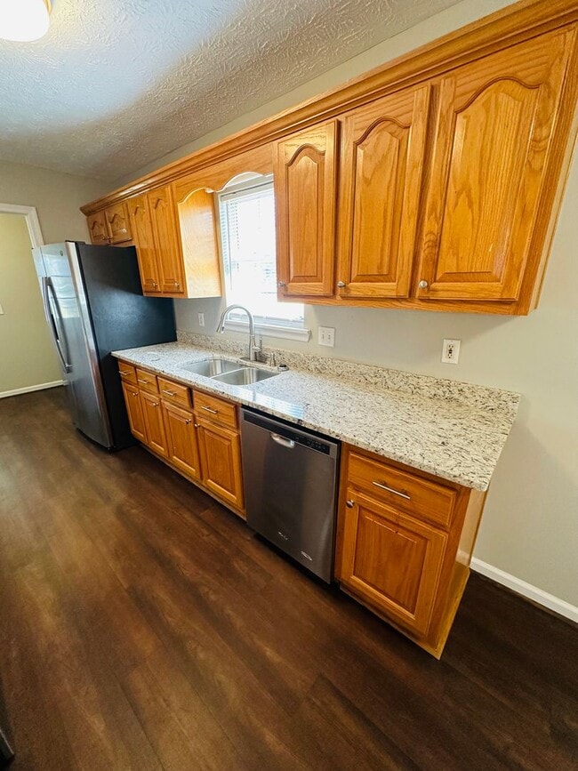 Photo - 2102 Harrell Dr