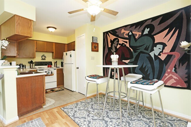 Photo - 2626 Holly Hall St Unit 1012