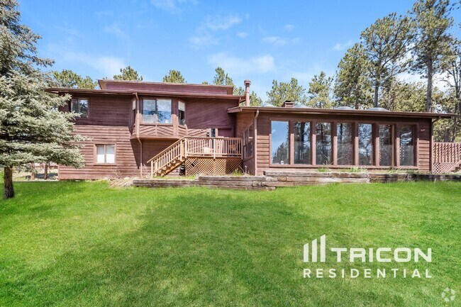Building Photo - 820 Woodmoor Dr Rental