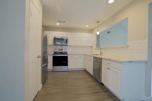 Photo - 2825 Hickory Limb Ct
