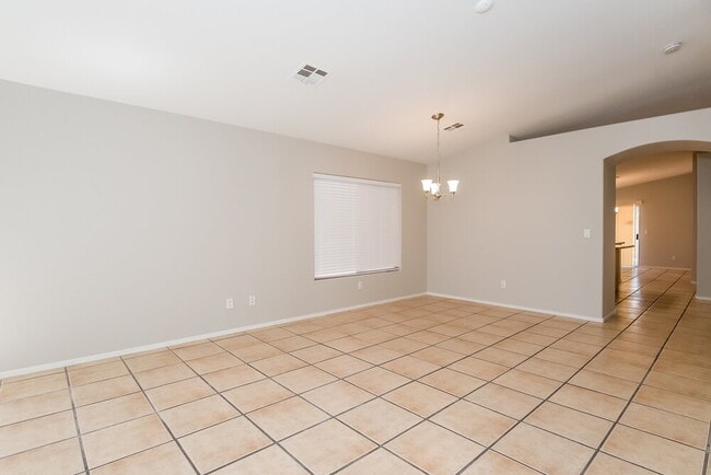 Photo - 5216 Backwoodsman Ave