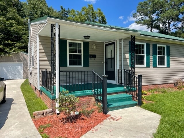 Photo - 114 Beaufort Dr