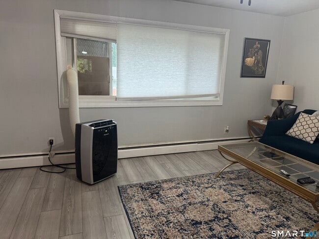 44 Racebrook Dr Unit B