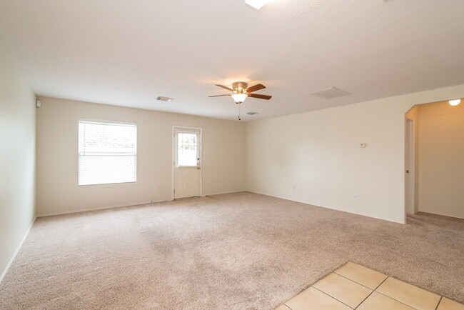 Photo - 3826 Rowlock Vine Dr