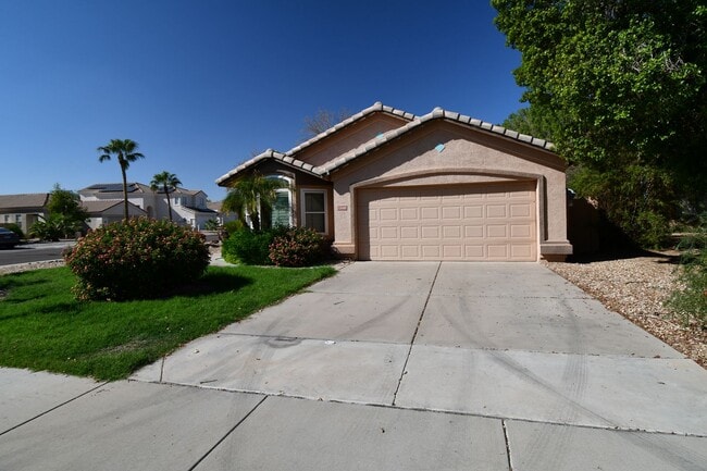 Photo - Palm Valley Beauty With A Pool!