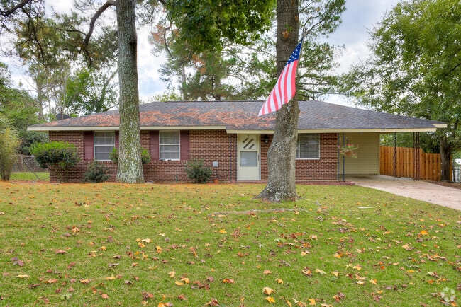 Building Photo - 318 Edgewood Ct Rental