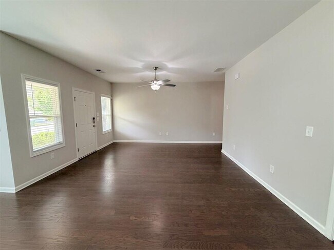 Photo - 1769 Sanford Dr