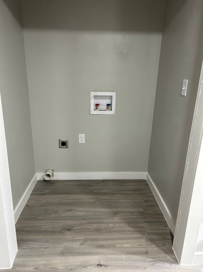 Photo - 806 Lexington Unit 808 1/2 Lexington