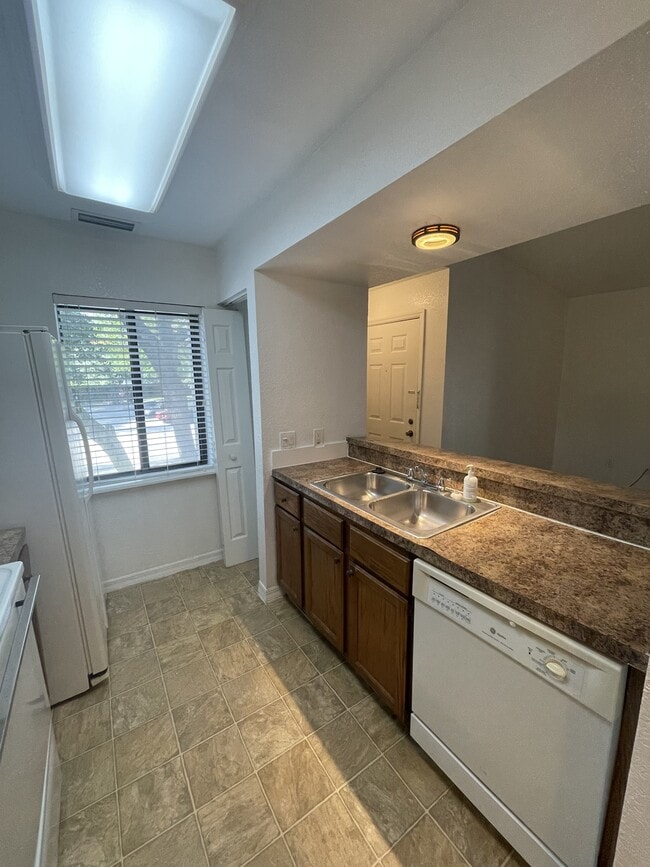 Photo - 226 Riverbend Dr