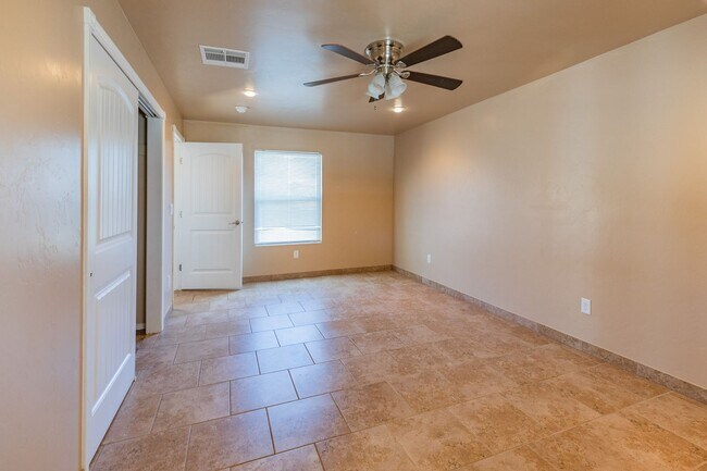 Photo - Updated 3 bedroom 2 bath Home!