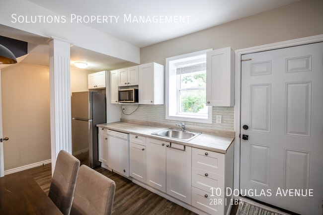 Photo - CHARMING UPDATED 2 BEDROOM HOUSE