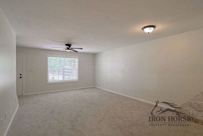 Photo - 105 Westchester Dr