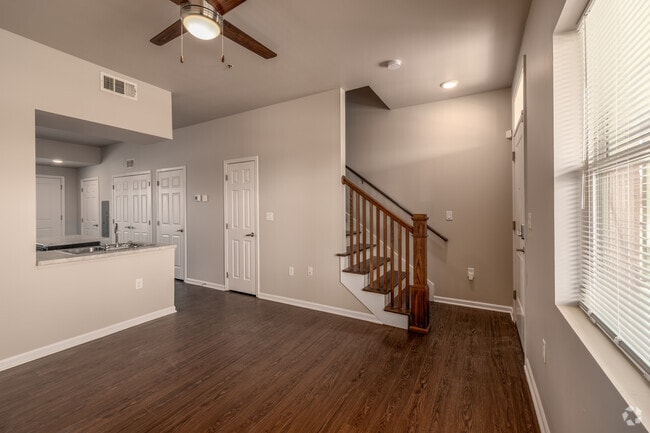 2BR, 1.5BA - 994SF - Living Area - River West Apartments