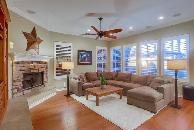 Photo - 8462 Donaker St