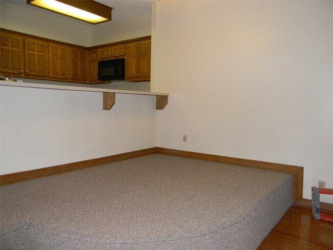 Photo - 2315 The Strand Unit 2D