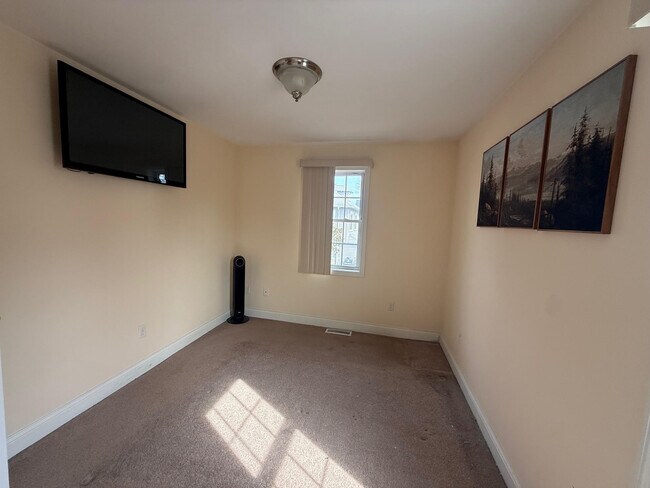 Photo - 34 Bingham Ave