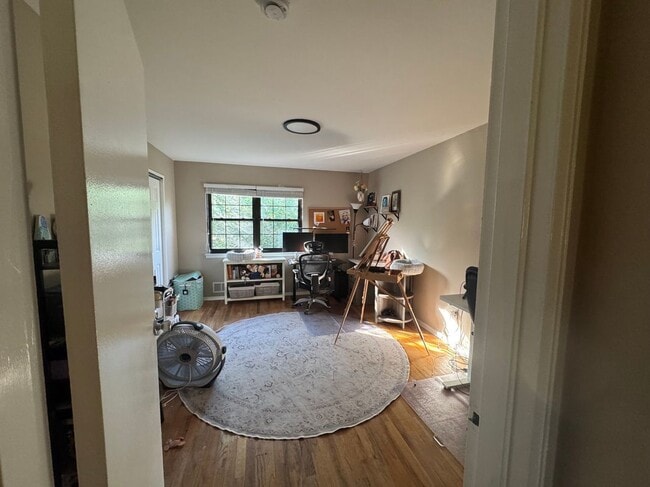 Photo - 321 Spring St