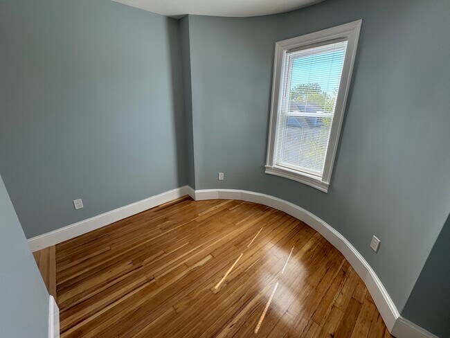 Photo - 29 Cameron Ave Unit #3A