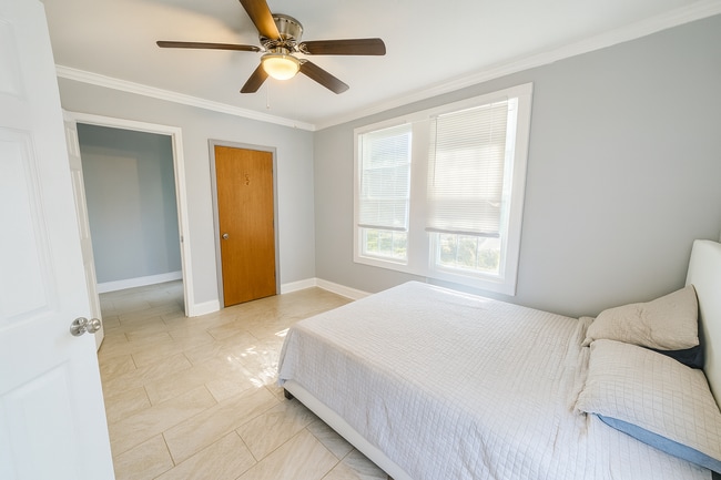 Photo - 1278 Jackson St