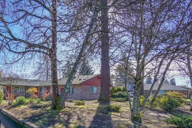 Photo - Meadowlark Apartments