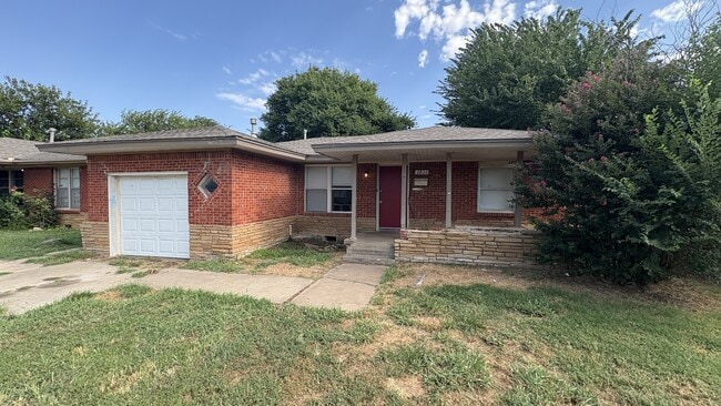 Photo - 2833 SW 48th St Casa