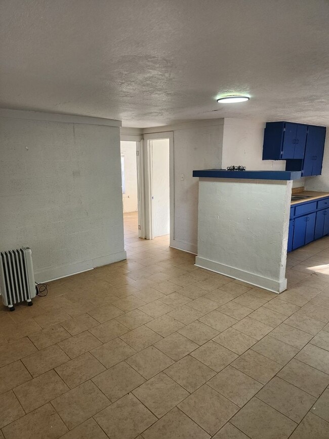 Photo - 2 Bed / 1 Bath Home for Rent – $850 (Utili...