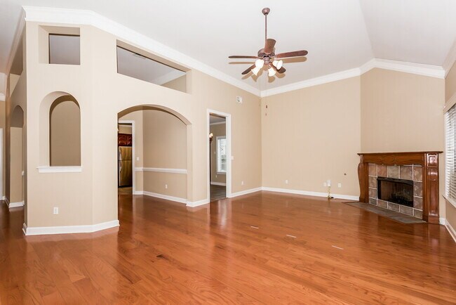 Photo - 2722 Nelle Ln