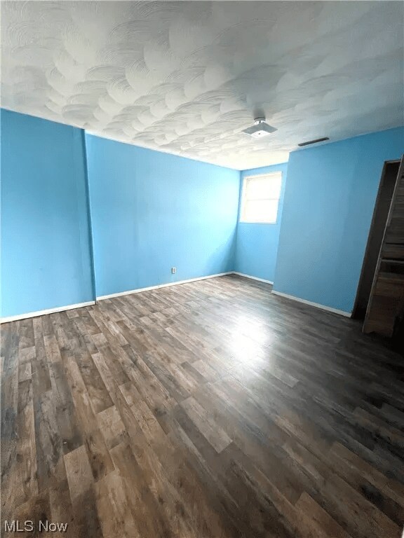 193 Main St Apartments Rayland, OH