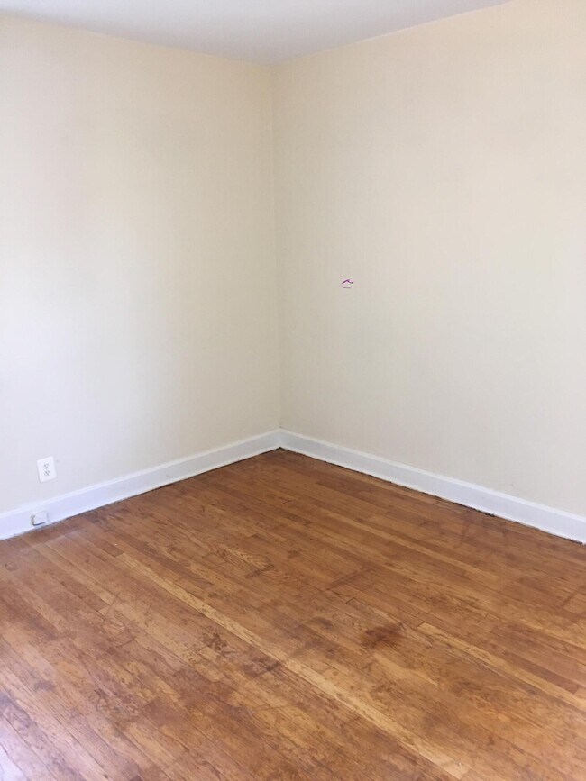 Photo - 15018 Hubbell Ave