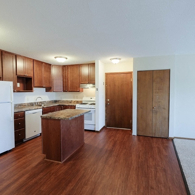 Greenway Apartments
