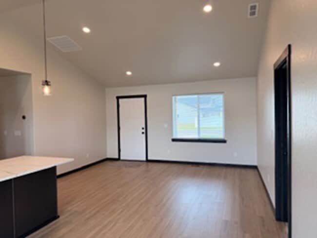 Photo - 12037 N Lennon Ln
