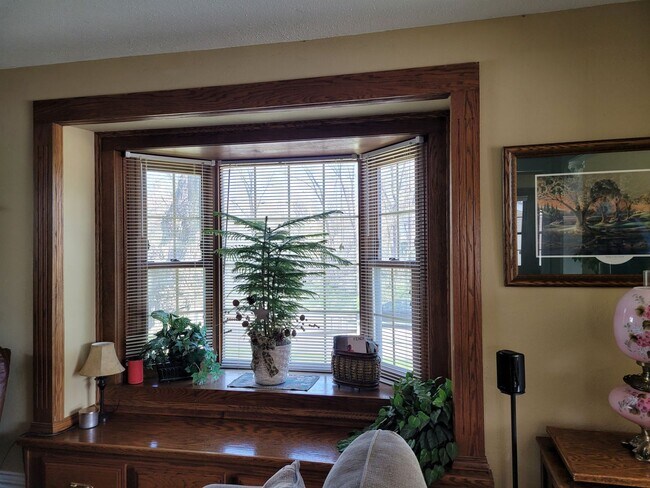 Photo - 4 bedroom 2 bath house in SE St Cloud