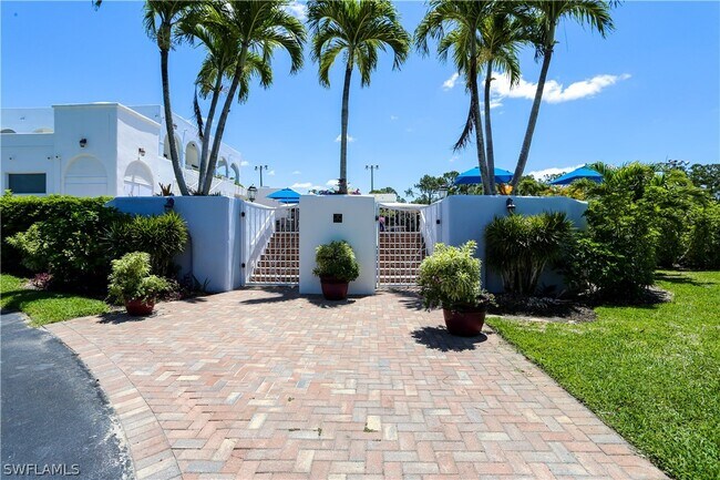 3323 Olympic Dr Unit 712  