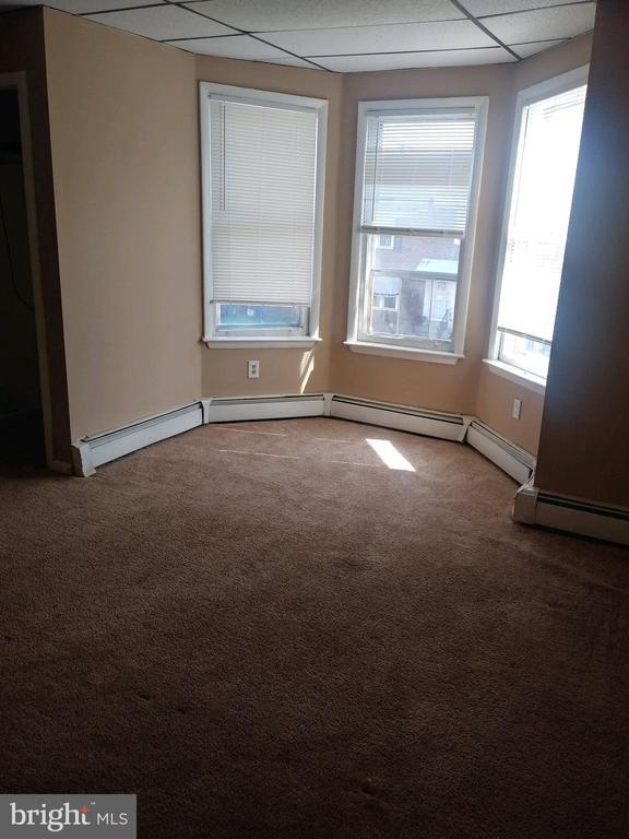 Photo - 618 DeKalb St