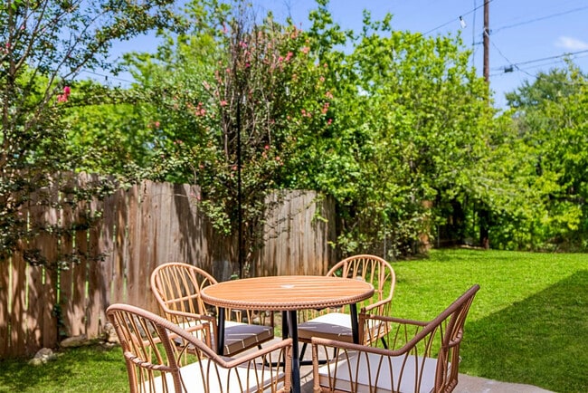 Photo - 2500 Berkett Dr Unit SI ID1492698P